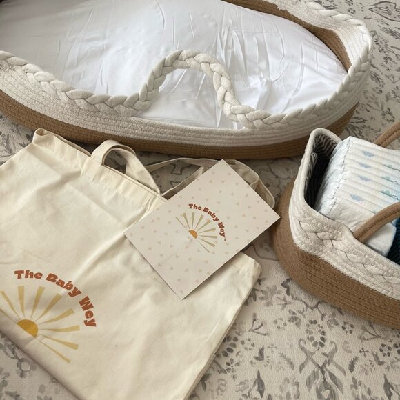 Baby Changing Basket - Picture 2 of 2